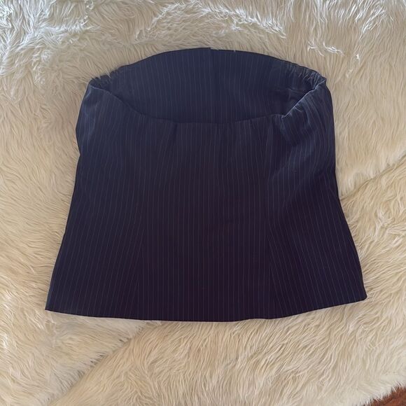 Pin striped blazer strapless top - Picture 5 of 5